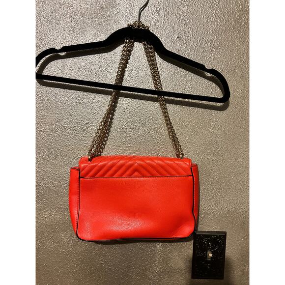 ❤️ Victoria’s Secret Red Quilted Chain Crossbody Purse Fun Casual Date Night - Picture 10 of 13